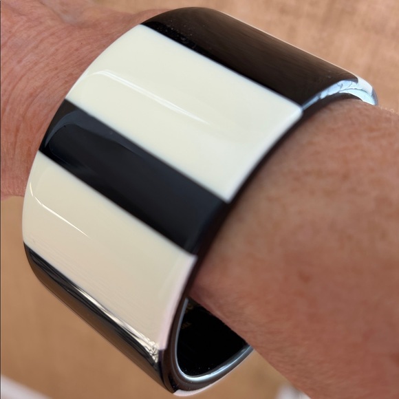 Kate Spade of New York Bangle Bracelet - Picture 3 of 4